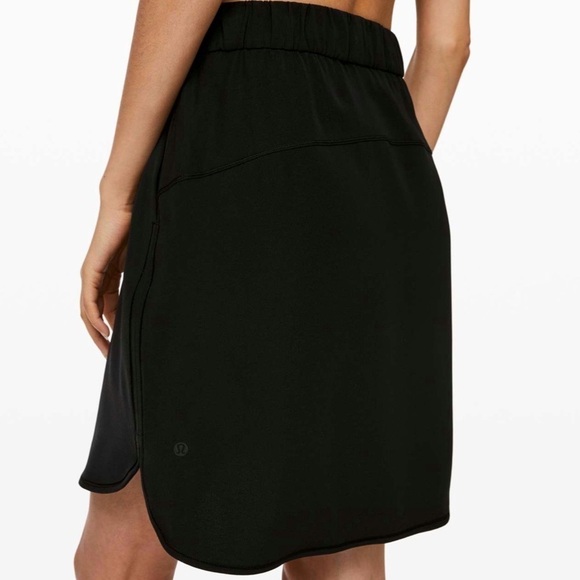Lululemon On The Fly Skirt *Woven - Picture 5 of 8